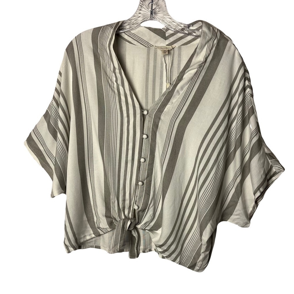 Sim & Sam | NEW Gray Striped Knotted Crop Blouse, Medium